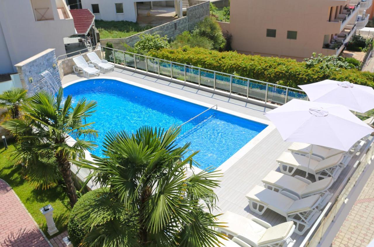 Victoria Apartments อุลซิน ภายนอก รูปภาพ