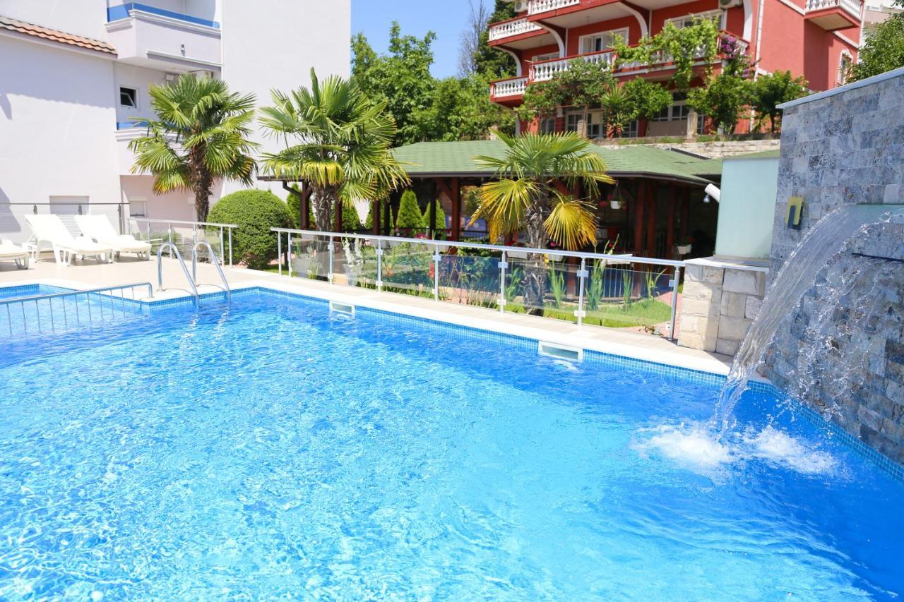 Victoria Apartments อุลซิน ภายนอก รูปภาพ